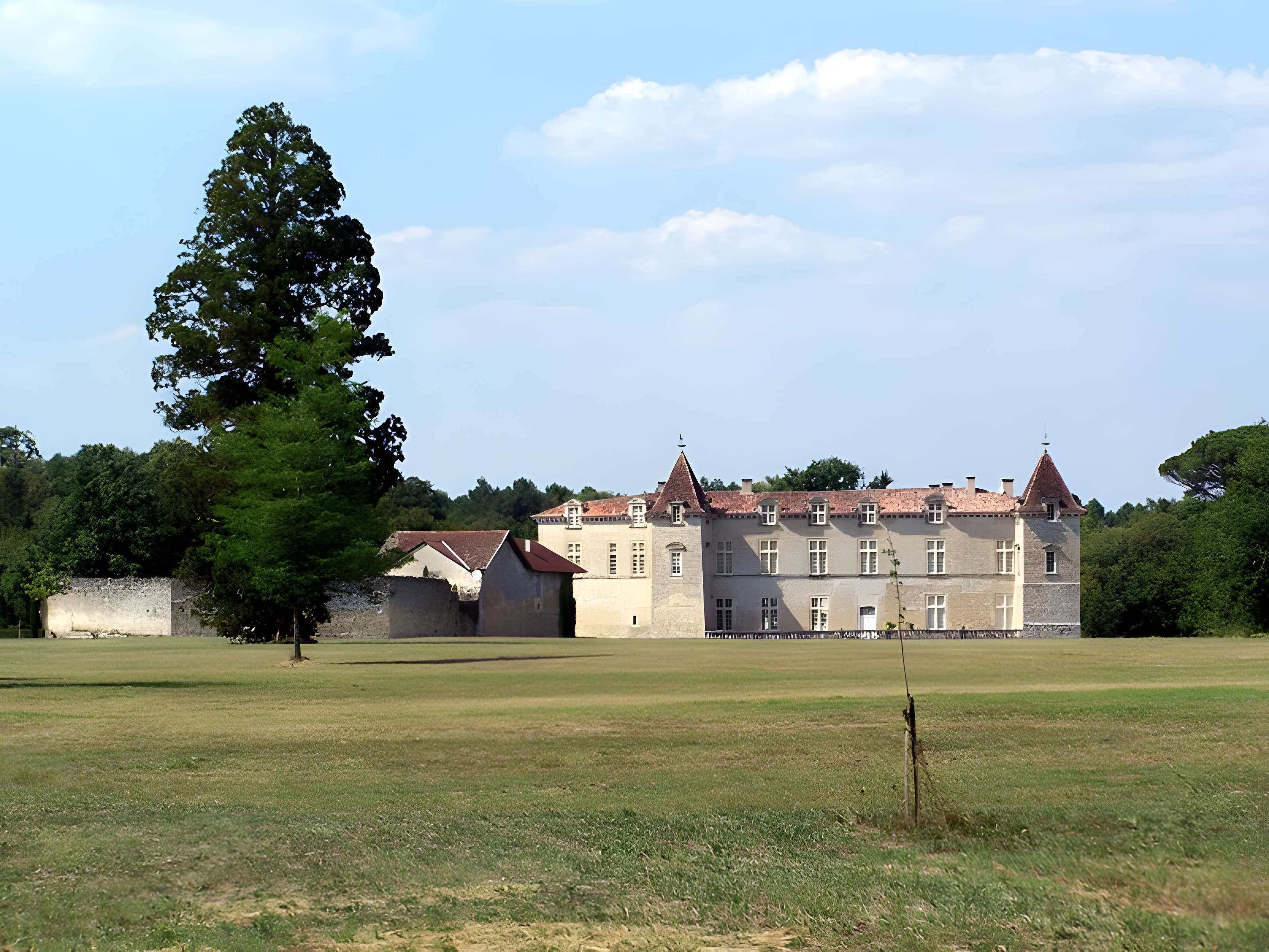 Château Royal de Cazeneuve