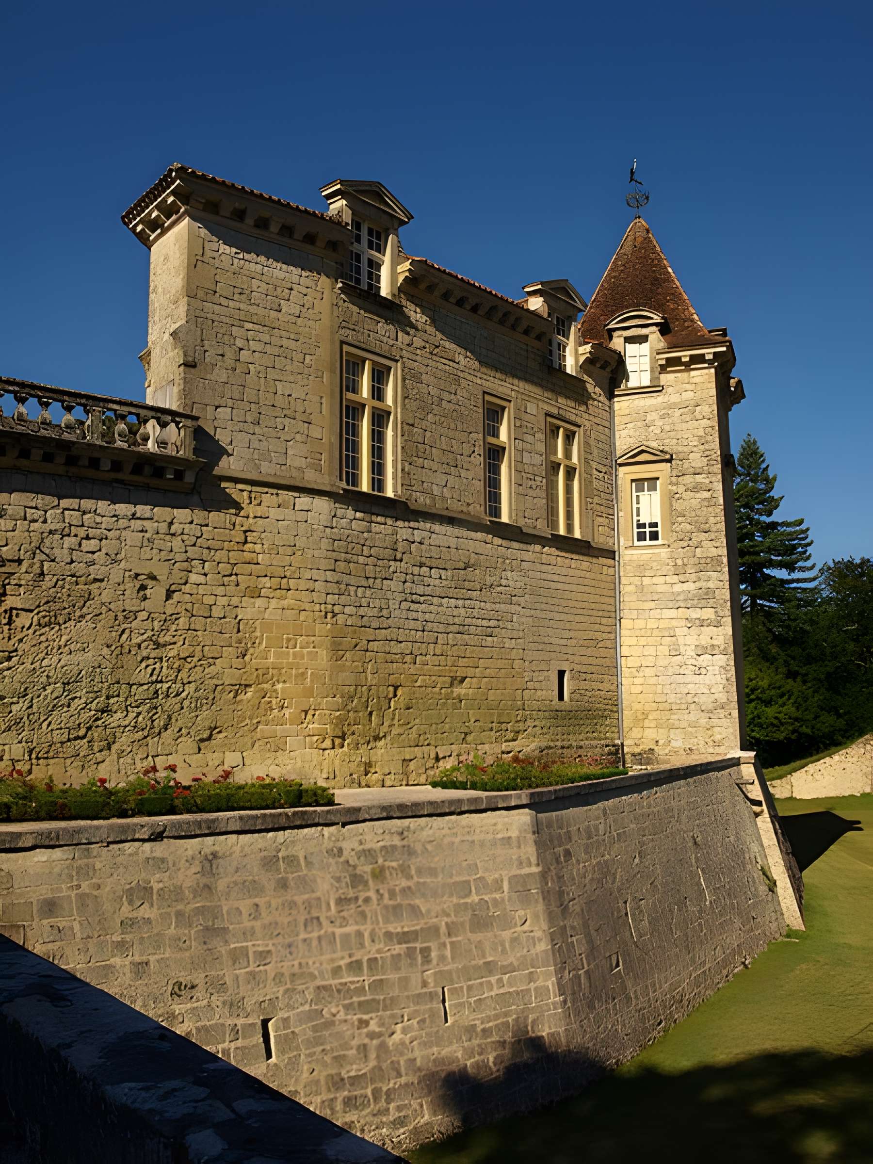 Château Royal de Cazeneuve