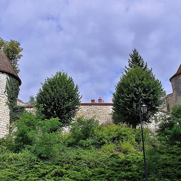 Fortifications de Dun-sur-Auron