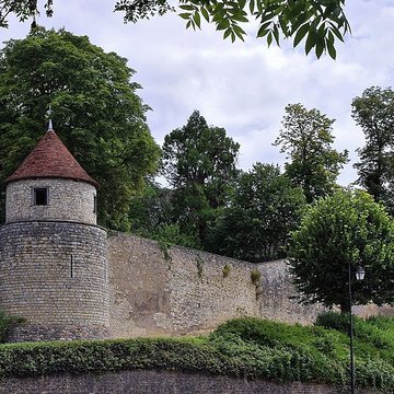 Fortifications de Dun-sur-Auron