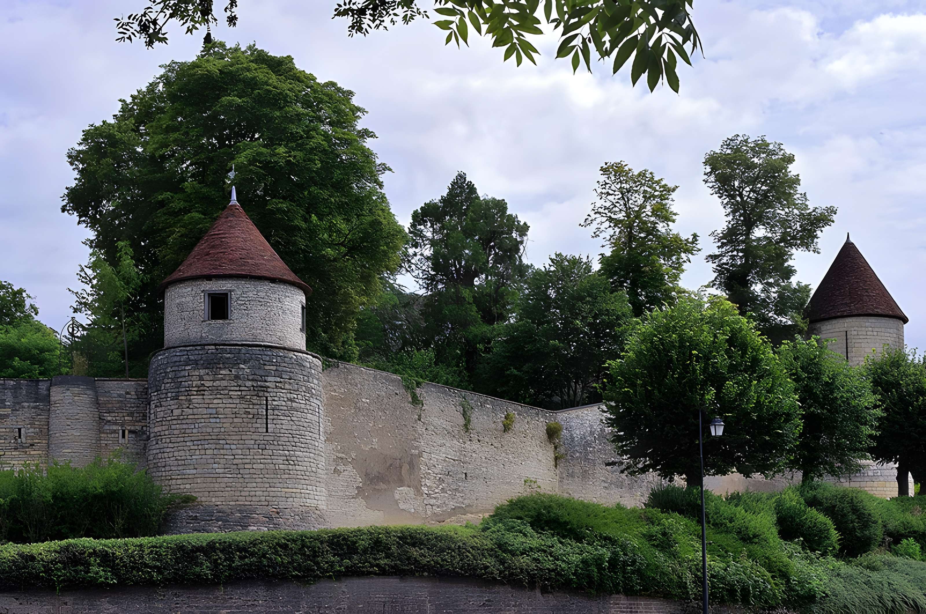Fortifications de Dun-sur-Auron