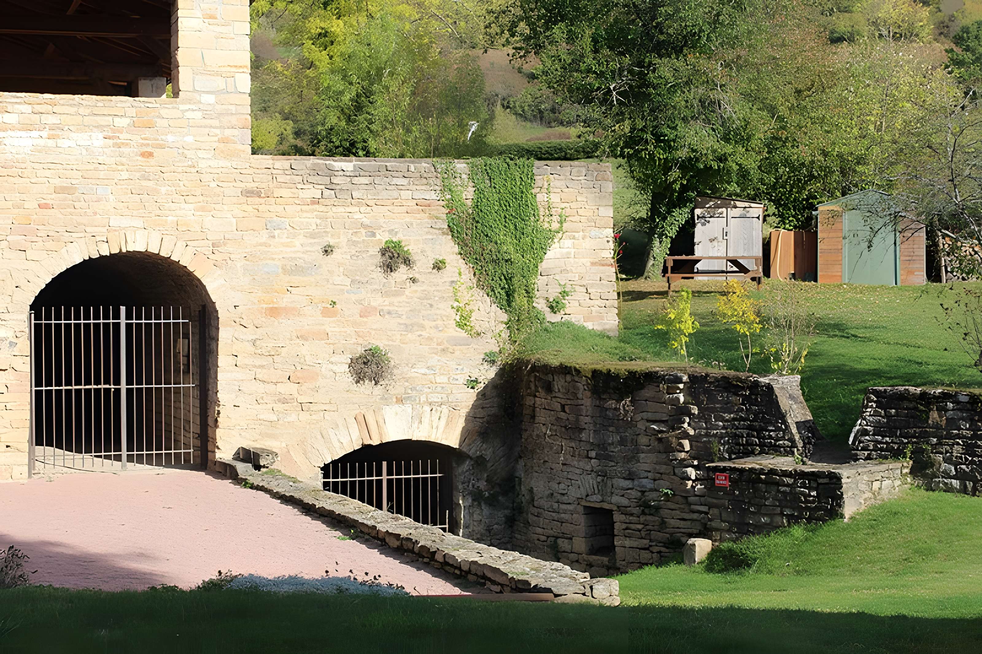 Fours à plâtre de Berzé-la-Ville