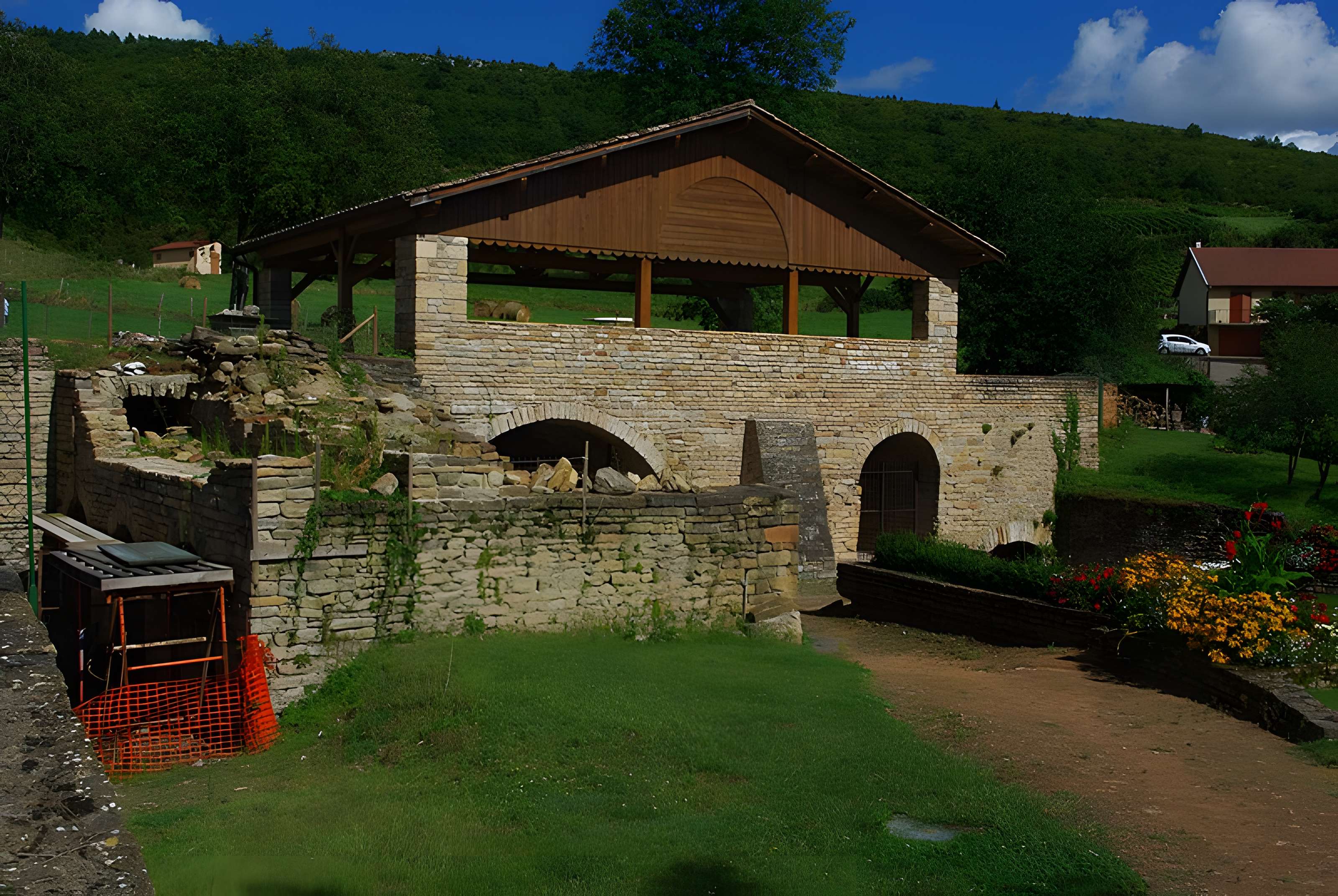 Fours à plâtre de Berzé-la-Ville