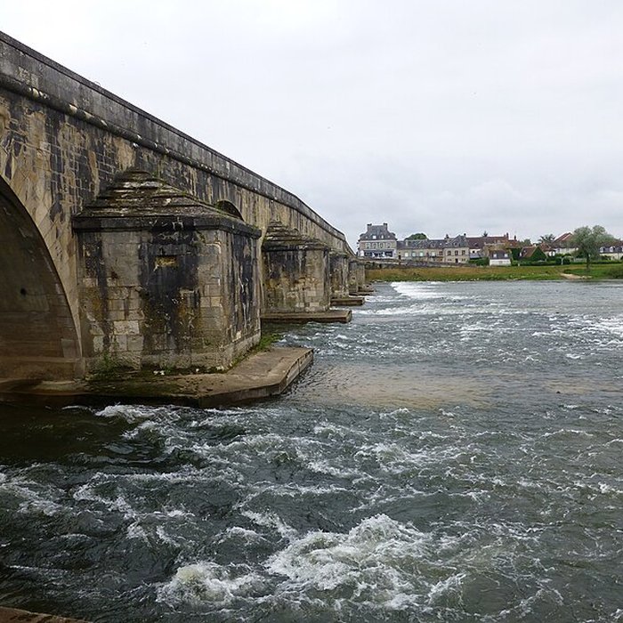 Photo de Grand pont sur la Loire de La Charité-sur-Loire