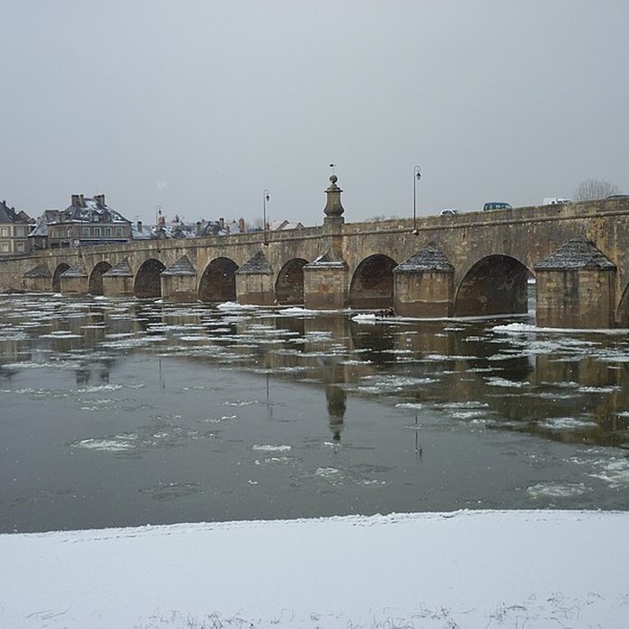 Photo de Grand pont sur la Loire de La Charité-sur-Loire