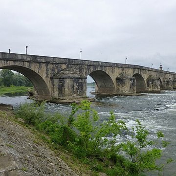 Grand pont sur la Loire de La Charité-sur-Loire