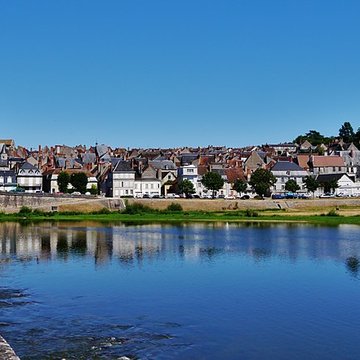 Grand pont sur la Loire de La Charité-sur-Loire