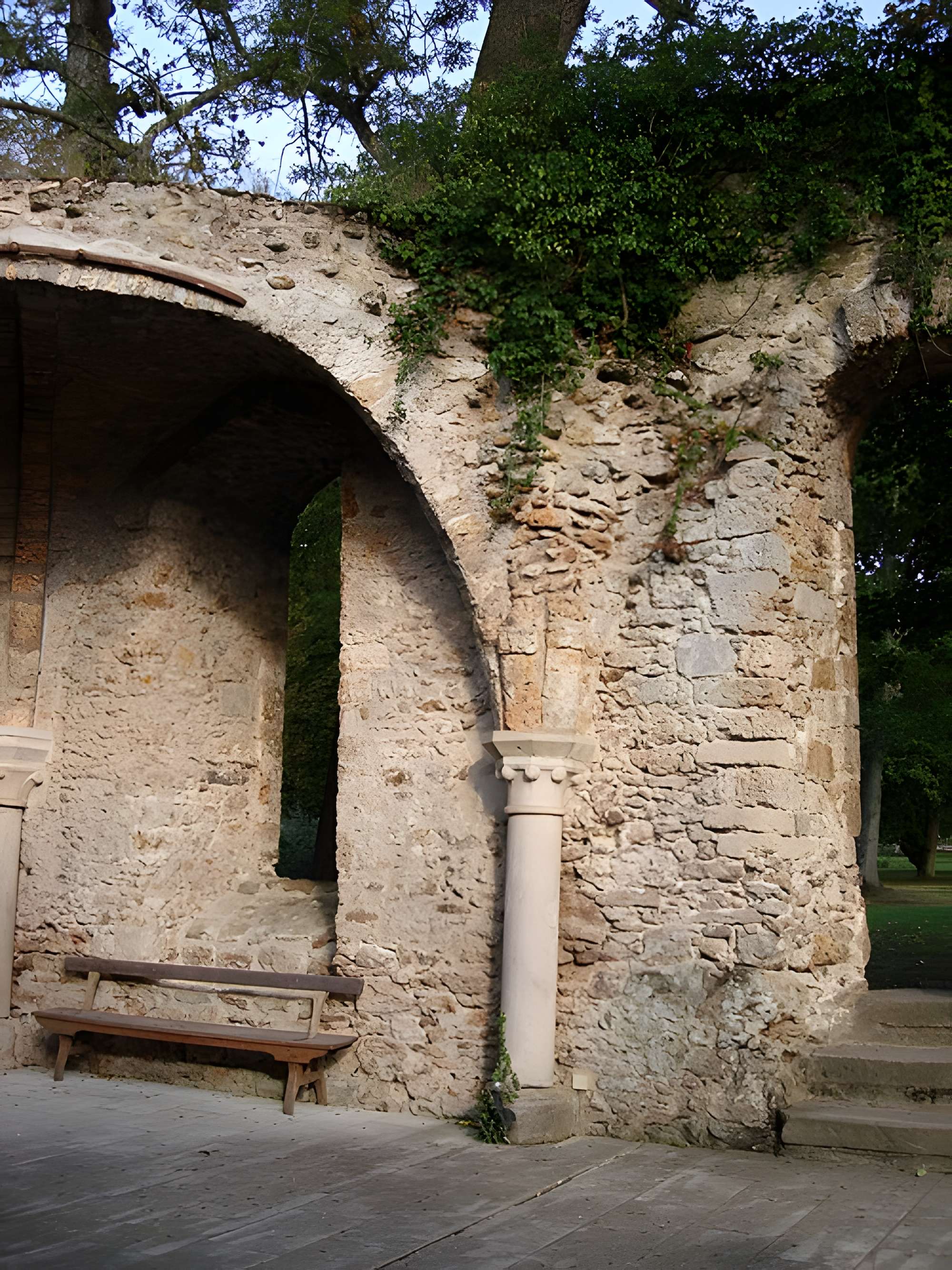 Domaine de l'ancienne abbaye des Vaux-de-Cernay