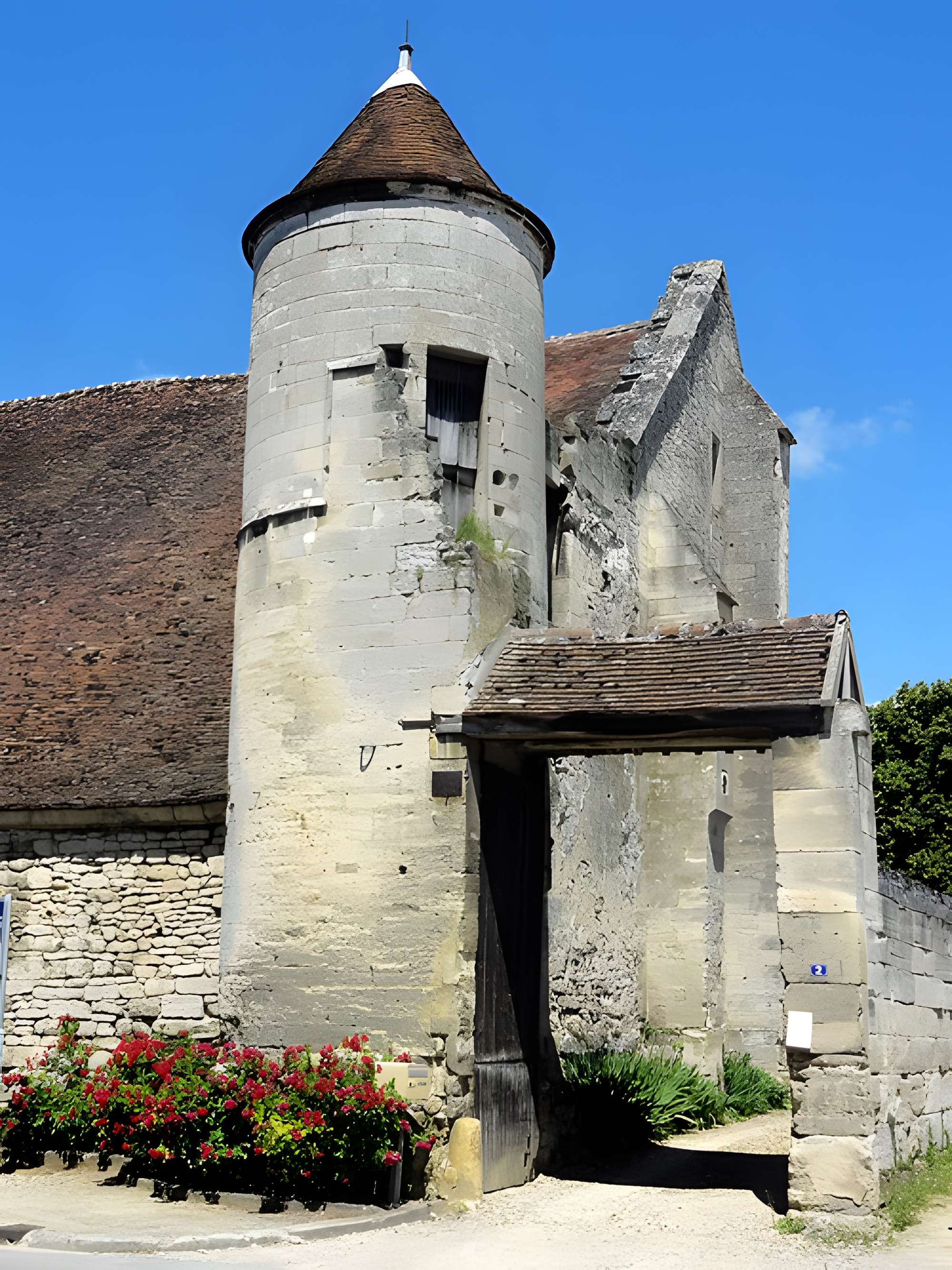 Anciens bâtiments de la Grange aux dîmes