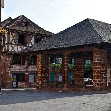 Halle à grains de Meyssac