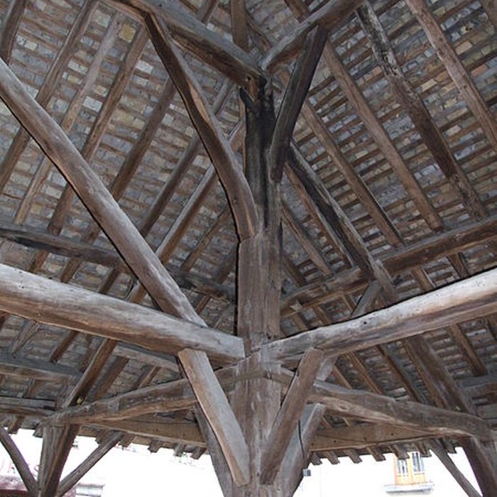 Photo de Halle aux grains de Nolay