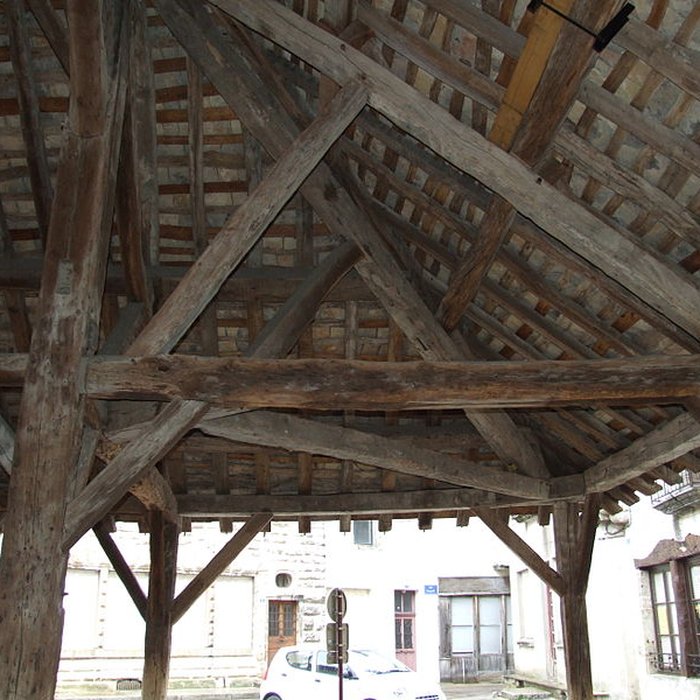 Photo de Halle aux grains de Nolay