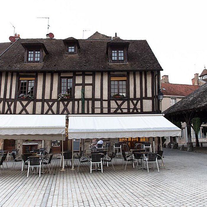 Photo de Halle aux grains de Nolay