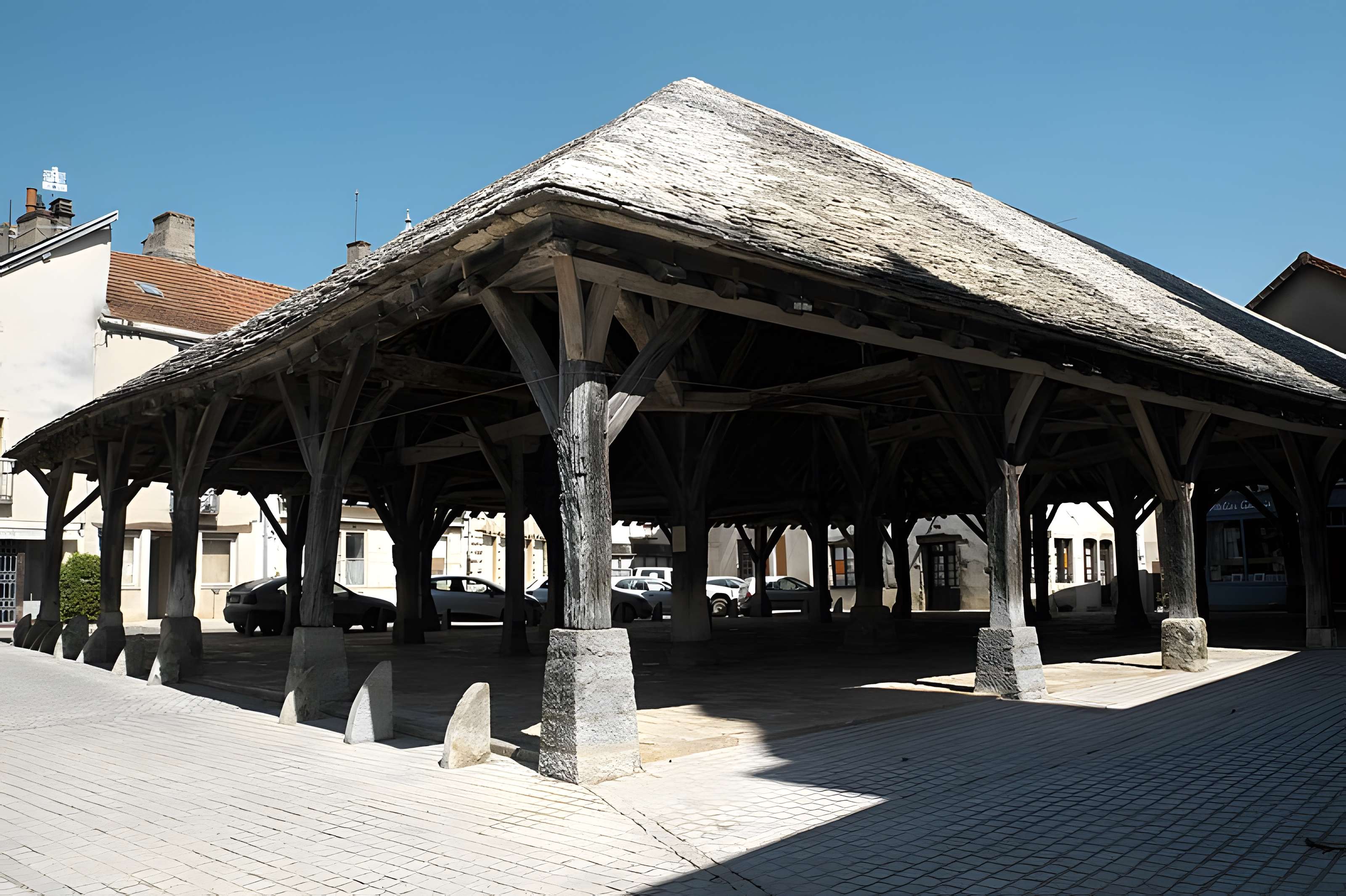 Halle aux grains de Nolay