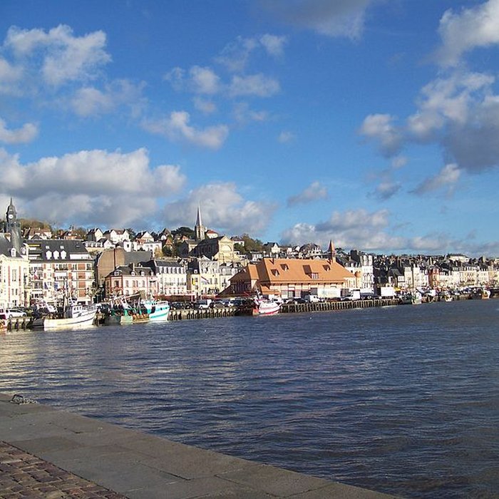 Photo de Halle aux poissons de Trouville-sur-Mer