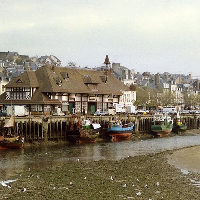 Photo de Halle aux poissons de Trouville-sur-Mer