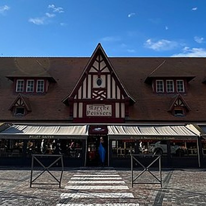 Photo de Halle aux poissons de Trouville-sur-Mer