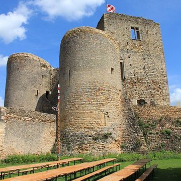 Château Saint Hugues de Semur-en-Brionnais