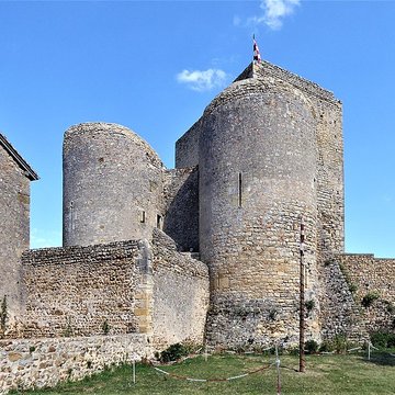 Château Saint Hugues de Semur-en-Brionnais