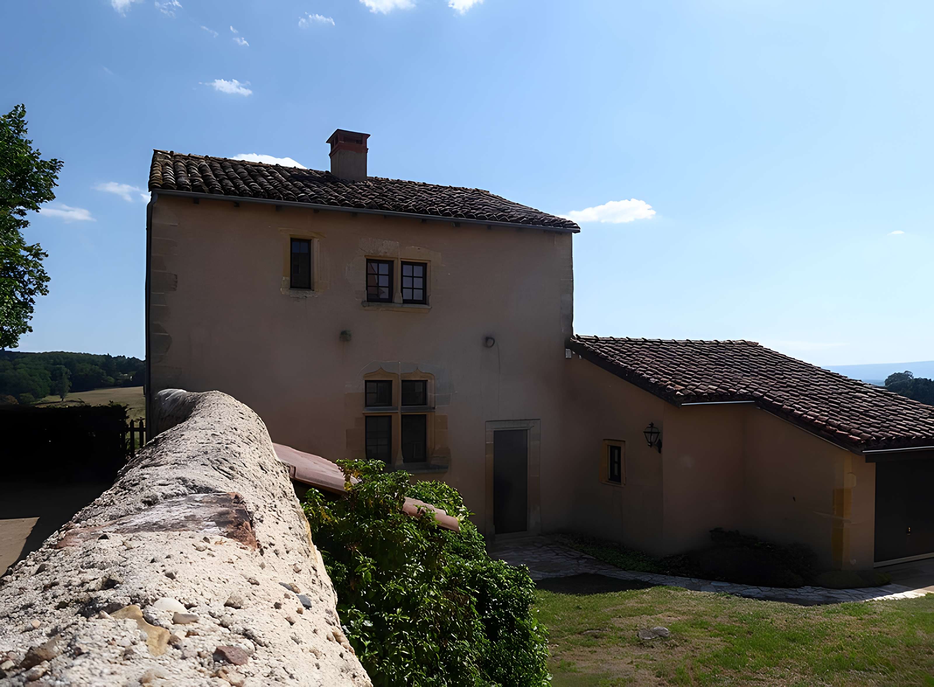 Château Saint Hugues de Semur-en-Brionnais