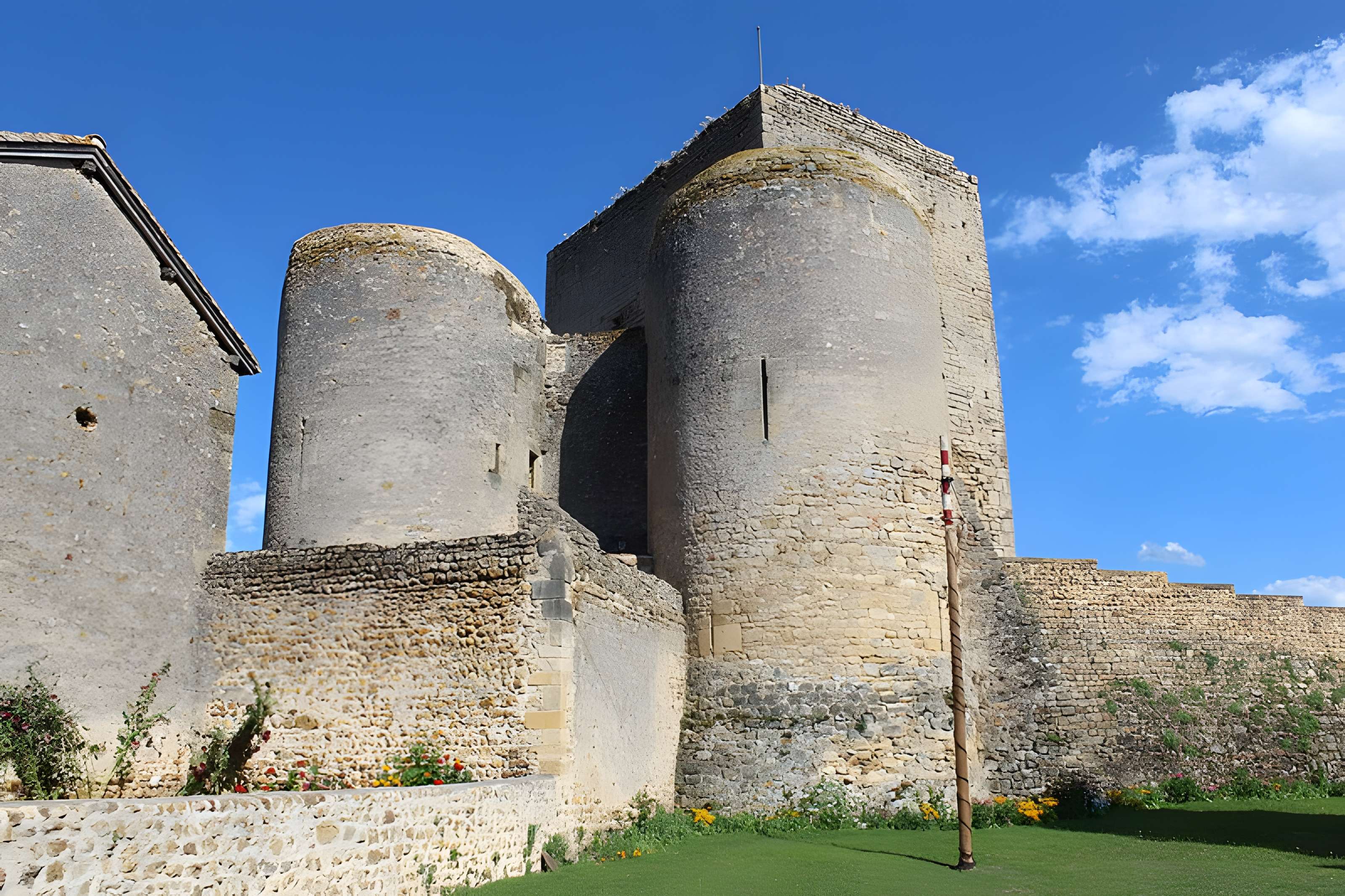 Château Saint Hugues de Semur-en-Brionnais