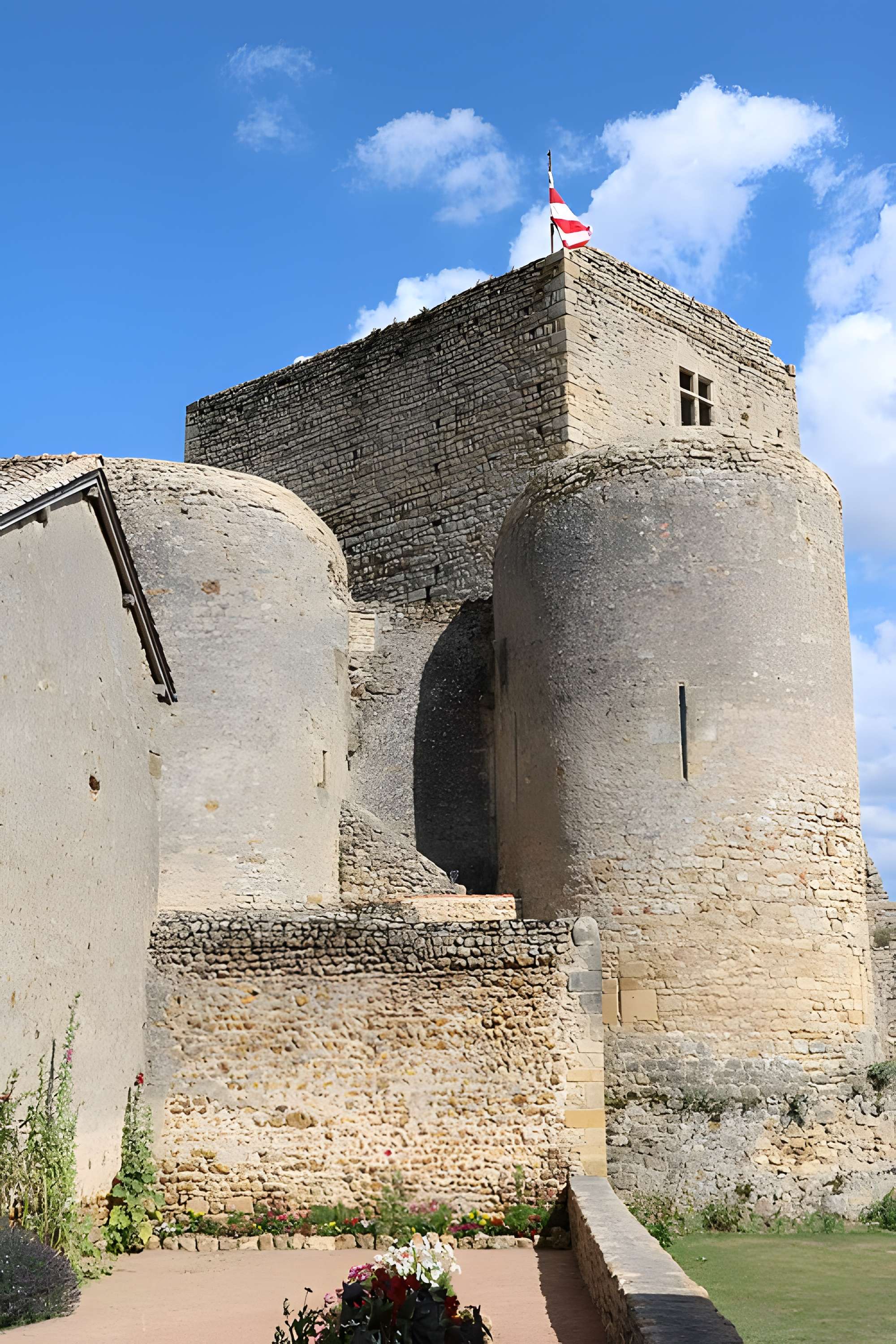 Château Saint Hugues de Semur-en-Brionnais