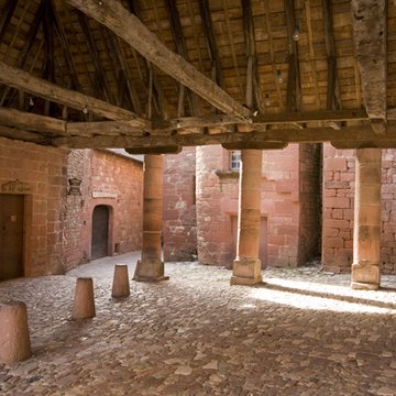 Halle de Collonges-la-Rouge