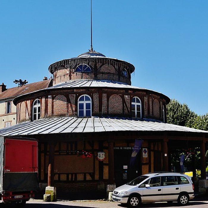 Photo de Halle dErvy-le-Châtel