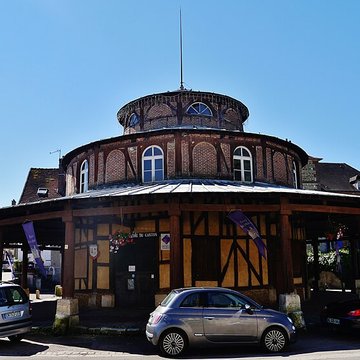 Halle dErvy-le-Châtel