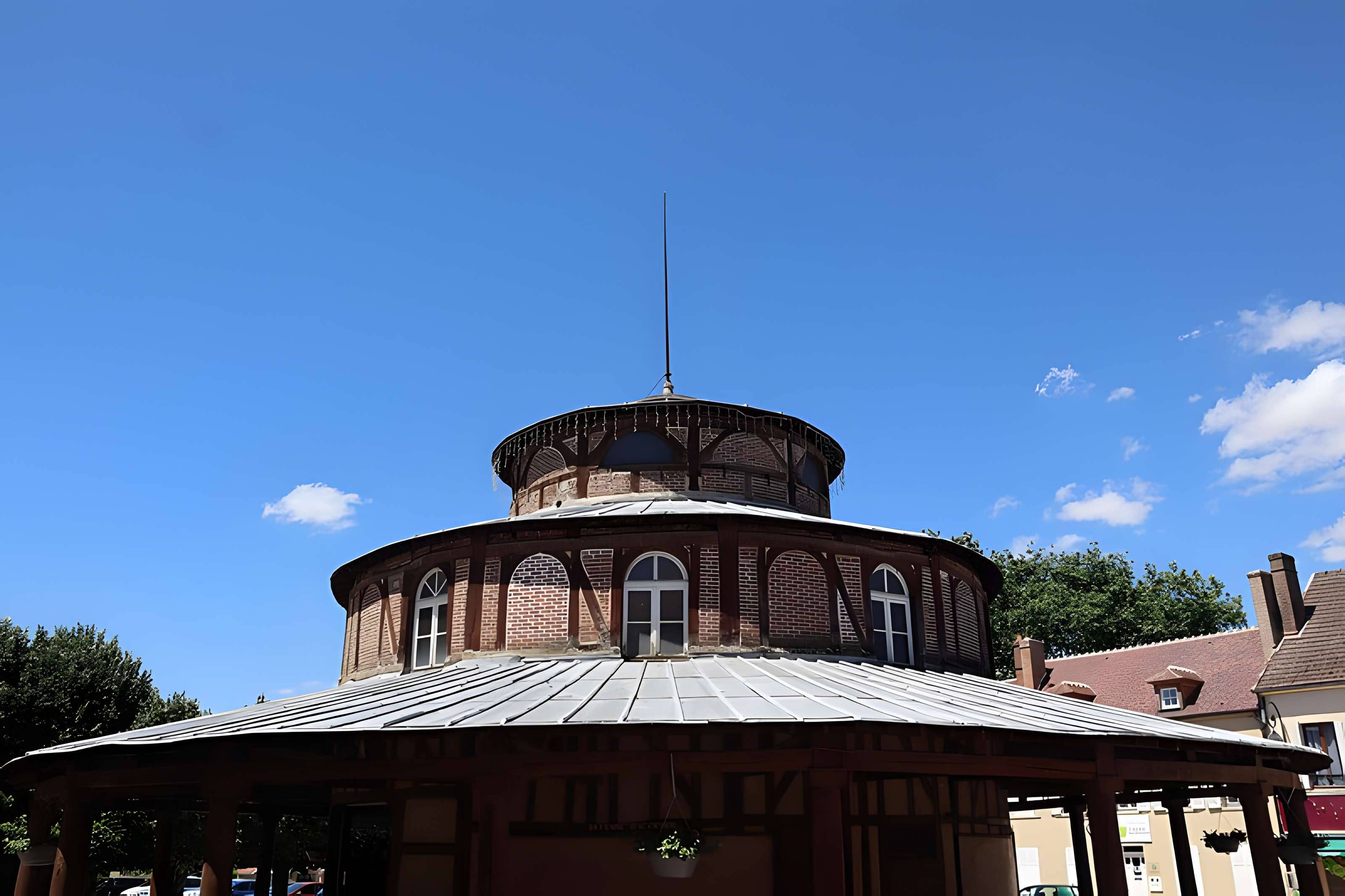 Halle d'Ervy-le-Châtel