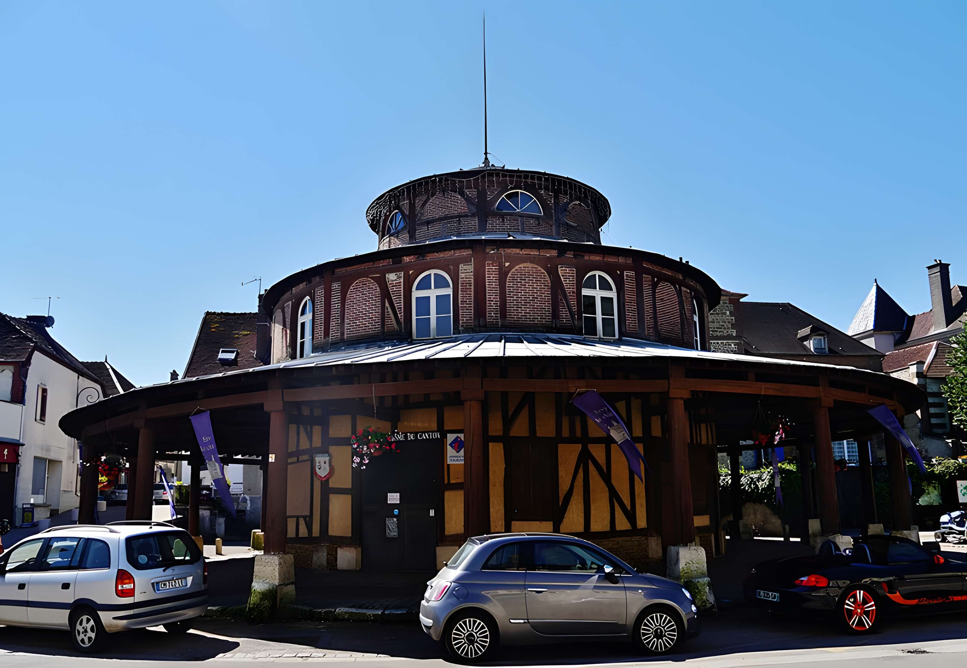 Halle d'Ervy-le-Châtel