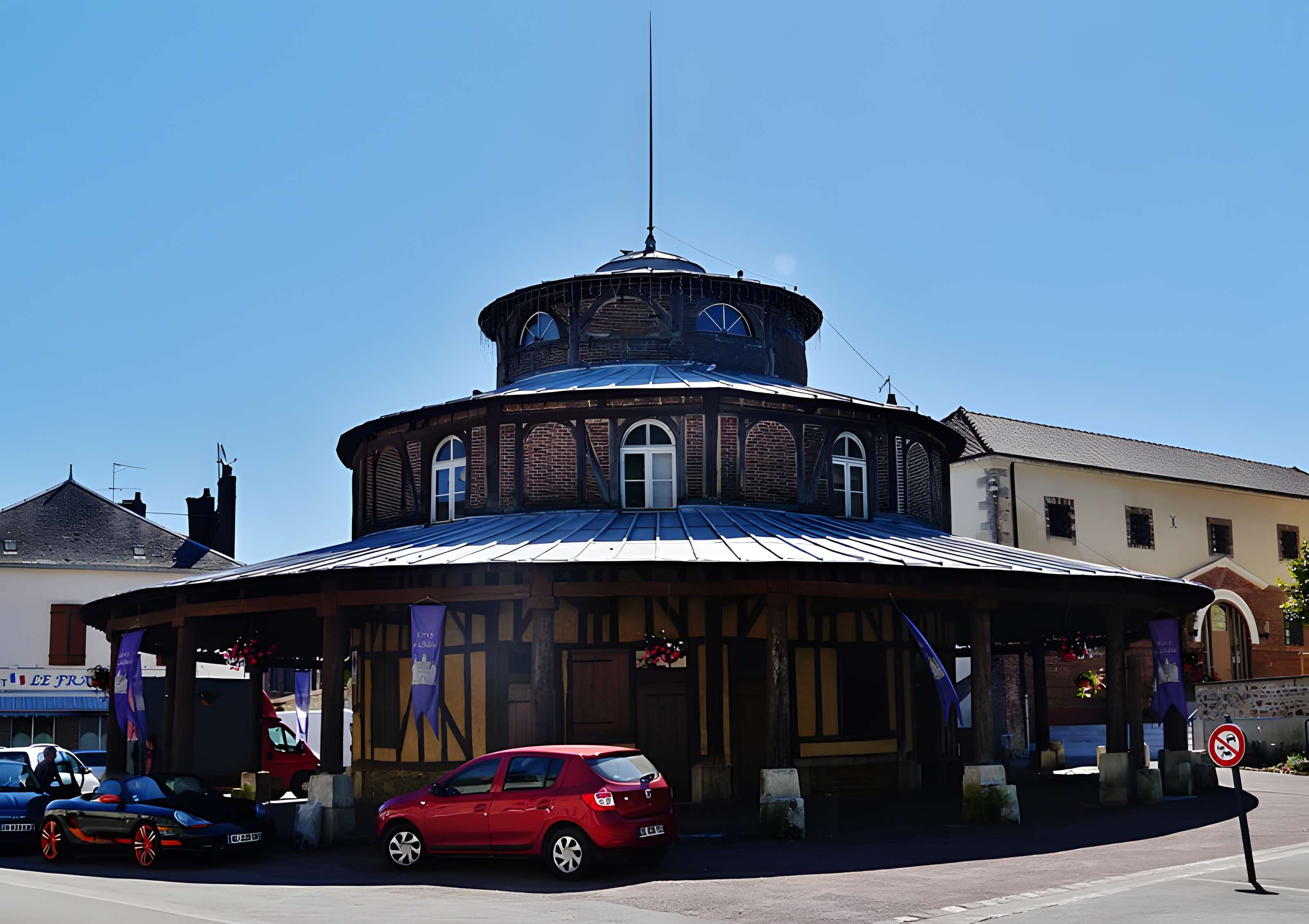 Halle d'Ervy-le-Châtel