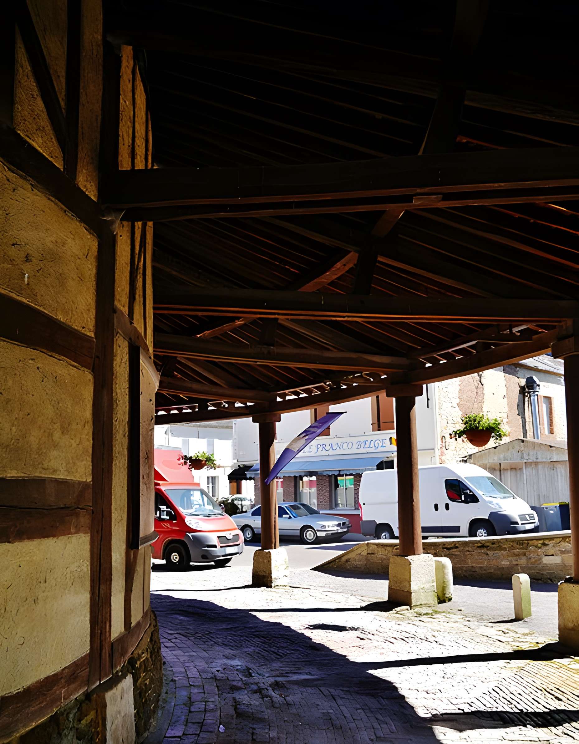 Halle d'Ervy-le-Châtel