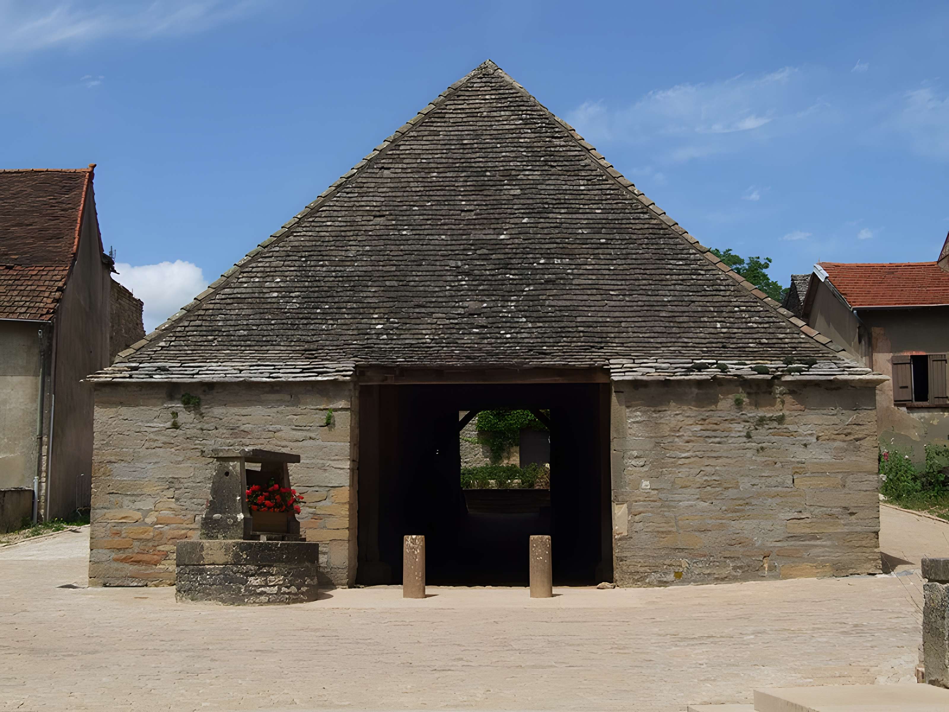 Halles de Brancion à Martailly-lès-Brancion
