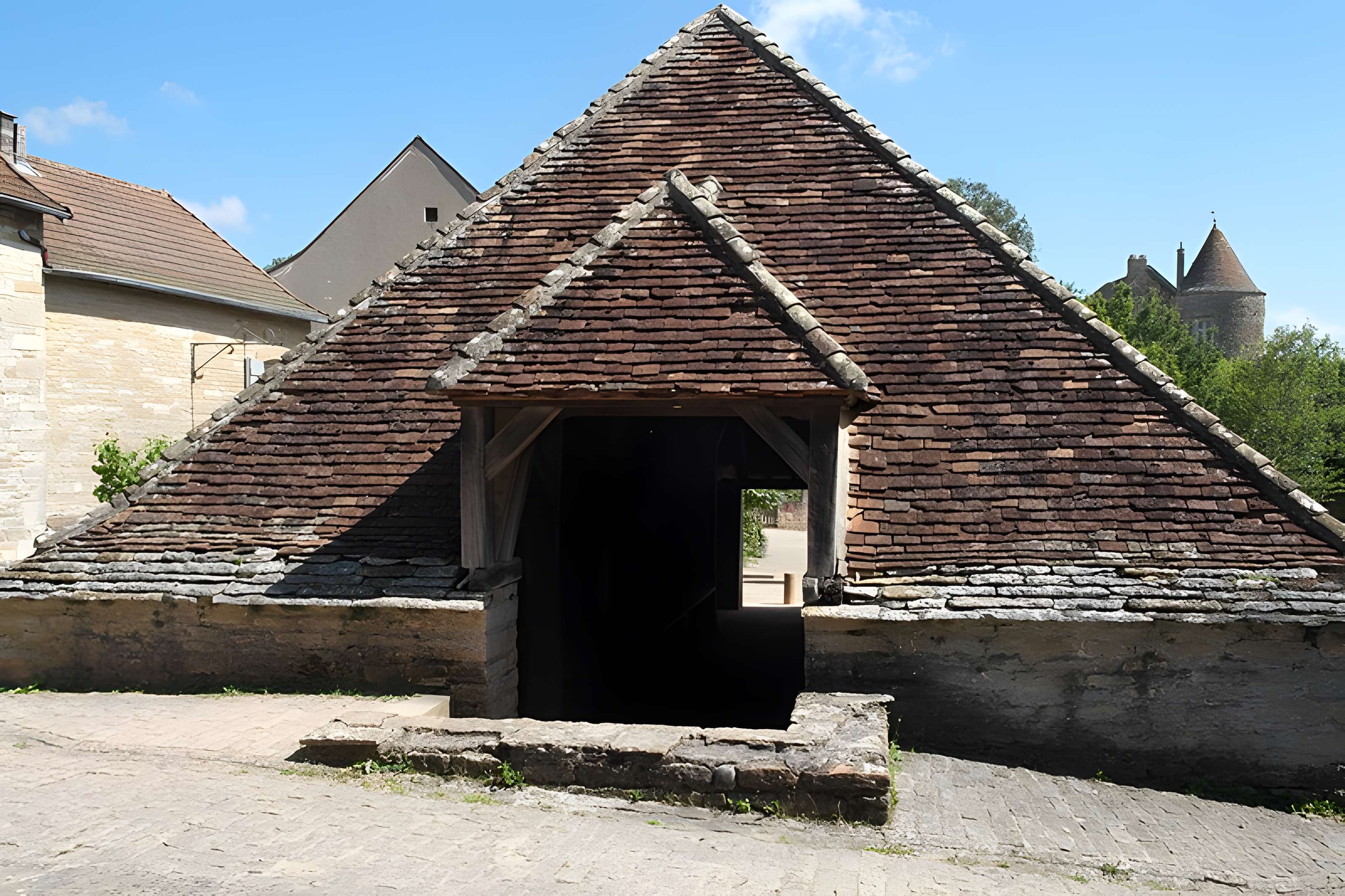 Halles de Brancion à Martailly-lès-Brancion