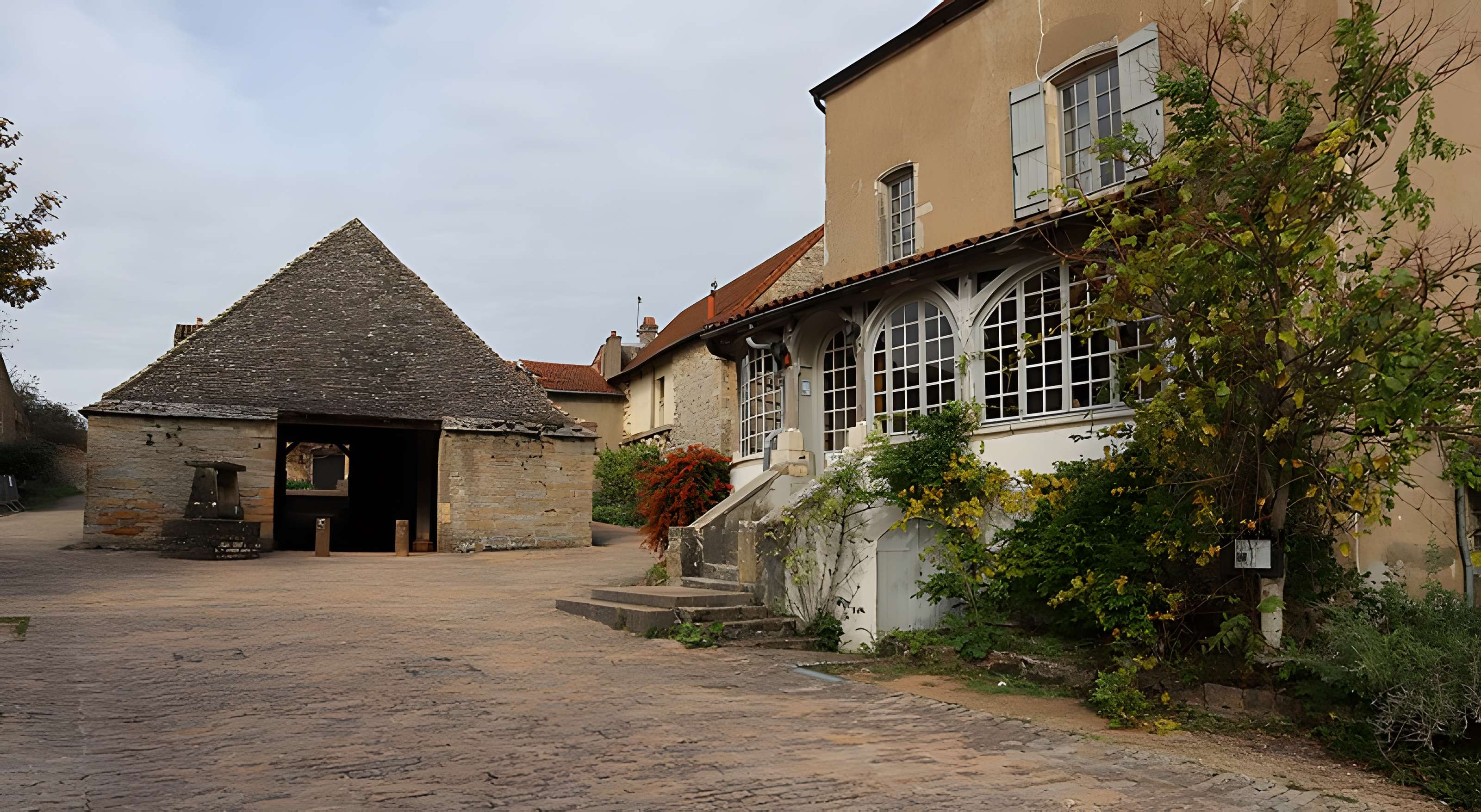 Halles de Brancion à Martailly-lès-Brancion