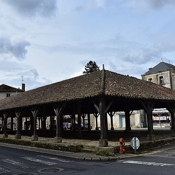 Halles de Charroux