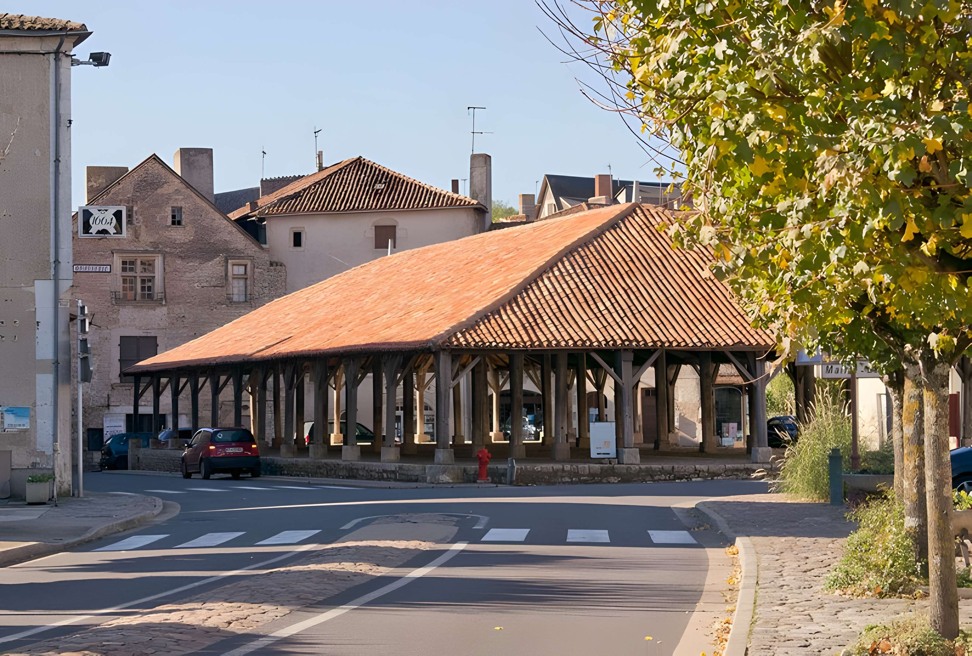 Halles de Charroux