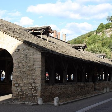 Halles de Crémieu