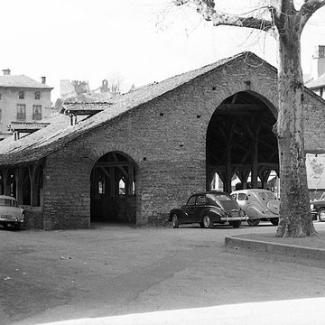 Halles de Crémieu