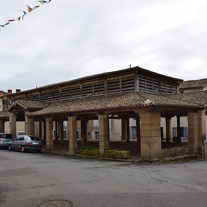 Photo de Halles de Lusignan