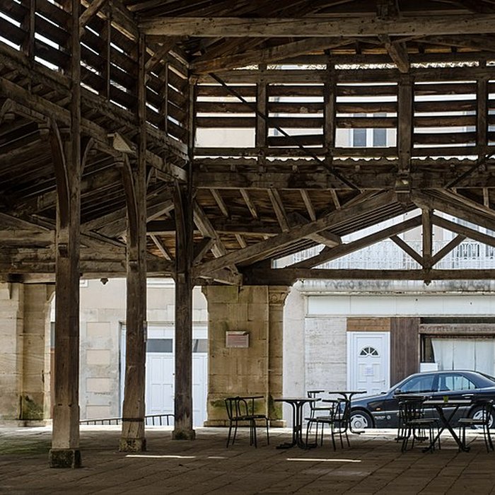 Photo de Halles de Lusignan