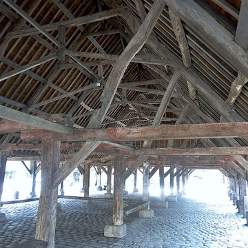 Halles, puis syndicat dinitiative