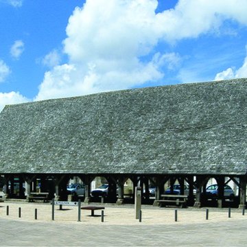 Halles, puis syndicat dinitiative