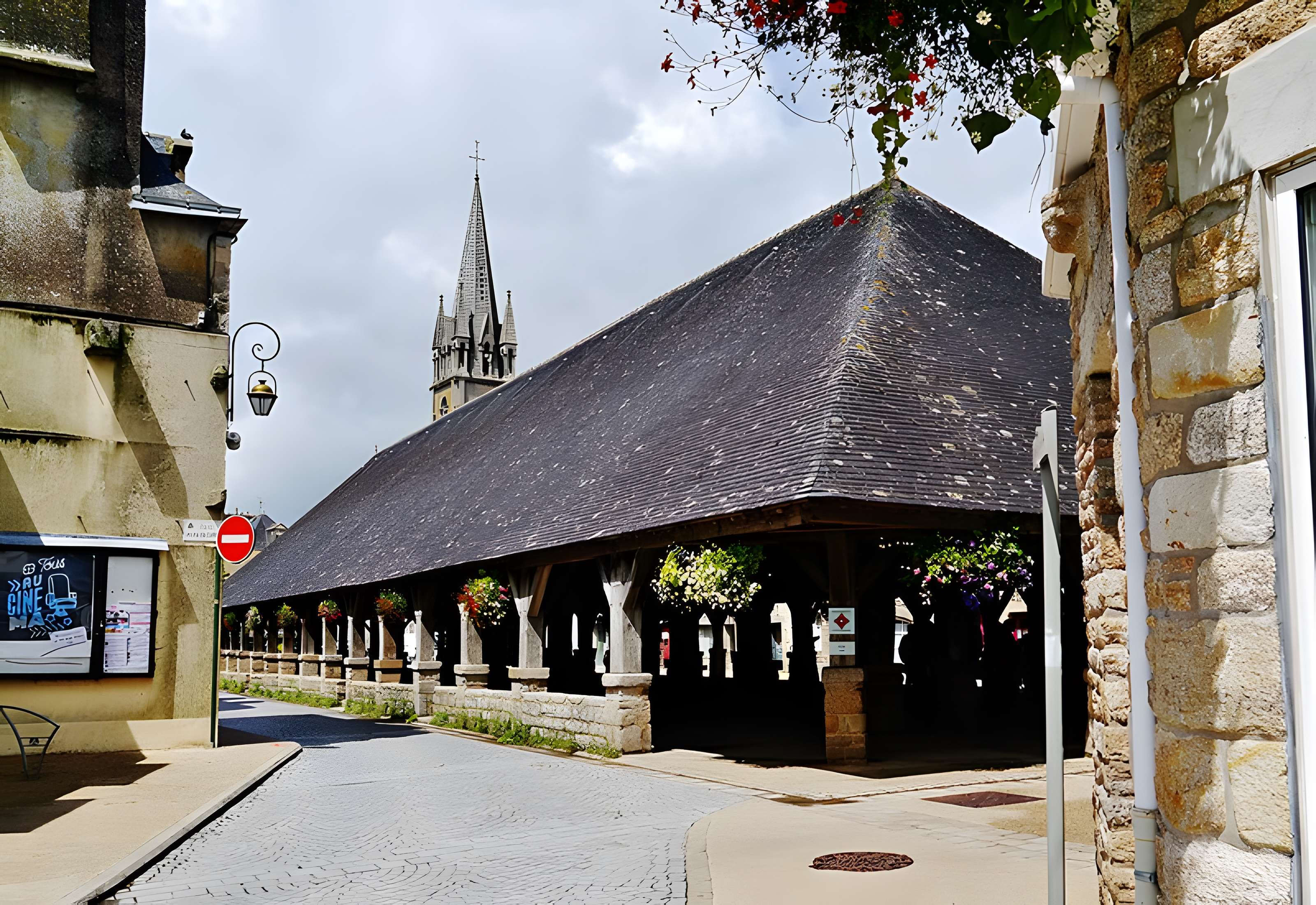 Halles de Questembert