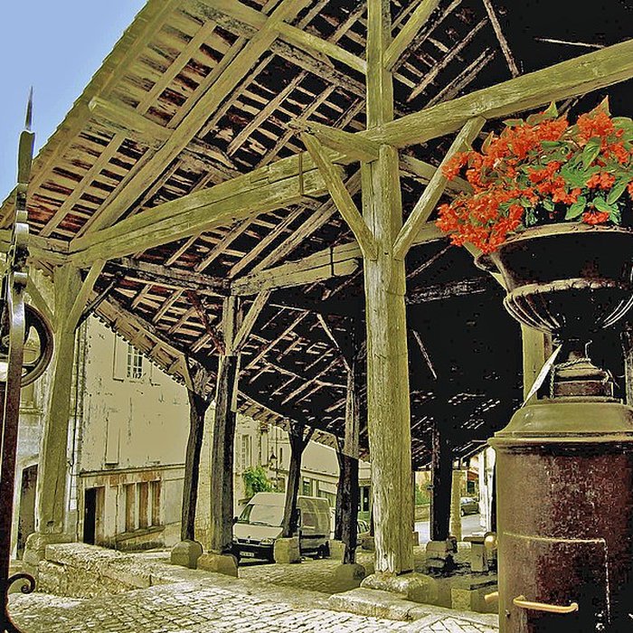 Photo de Halles de Villebois