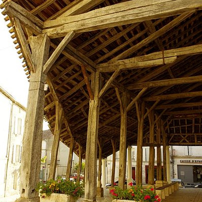 Photo de Halles de Villebois