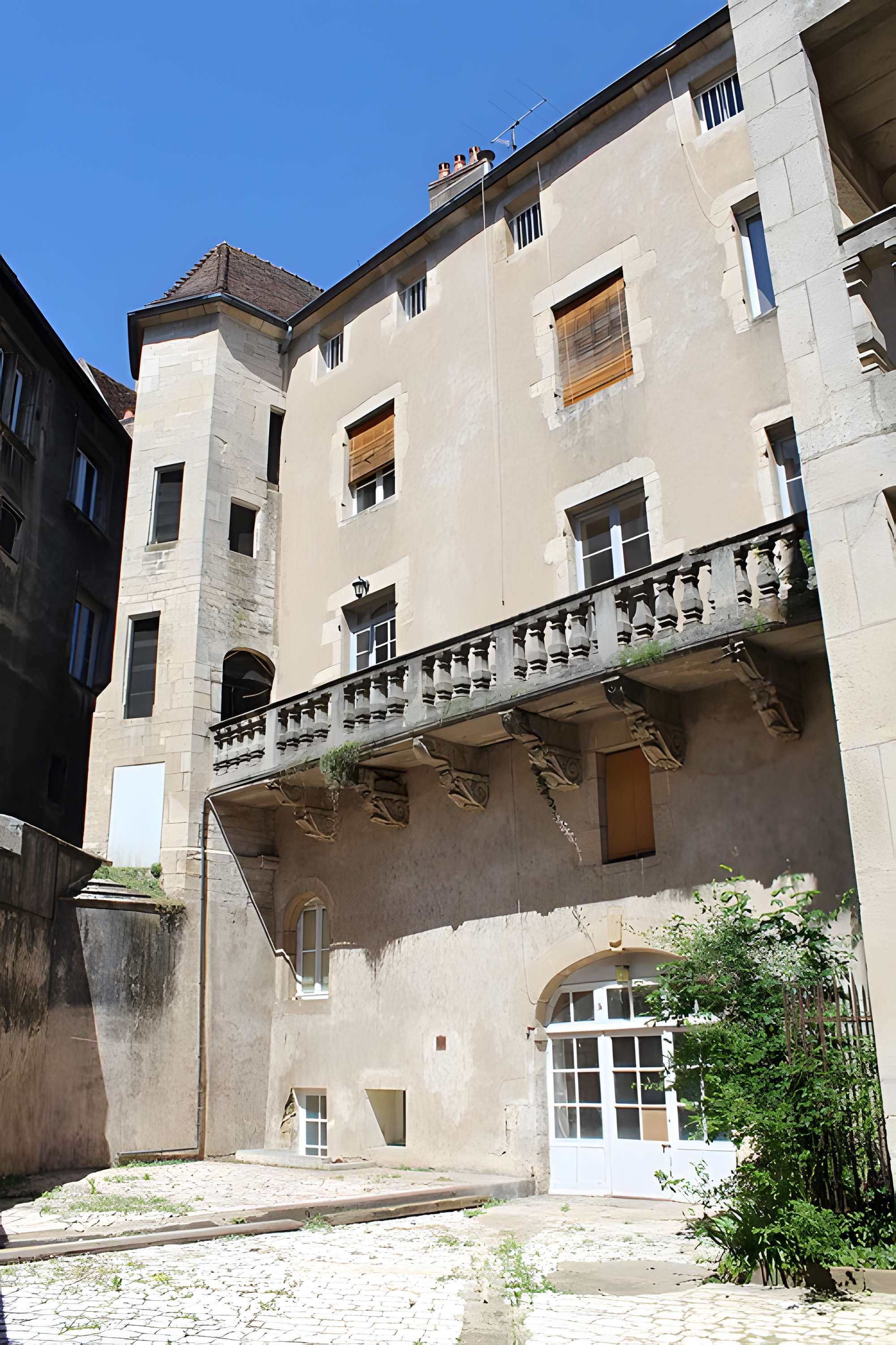 Hôtel de Champagney à Dole