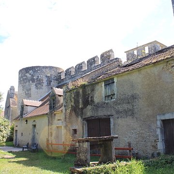 Château-fort de Druyes