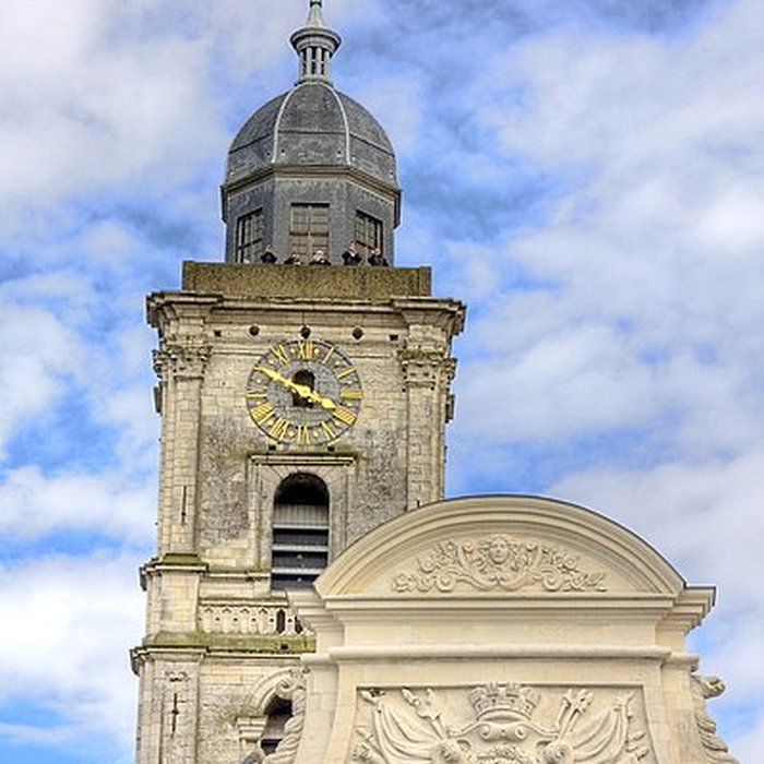 Photo de Hôtel de ville dAire-sur-la-Lys